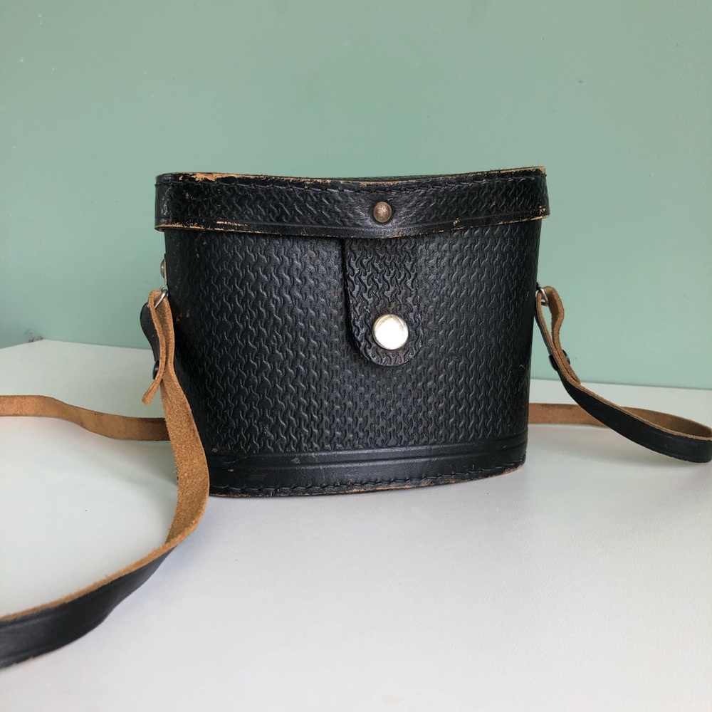 VINTAGE Binocular carry case